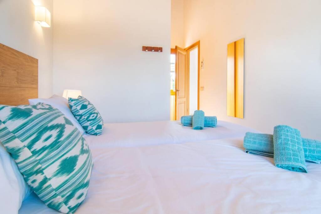 Ferienhaus Traditional House Casa Binitaref With Pool In